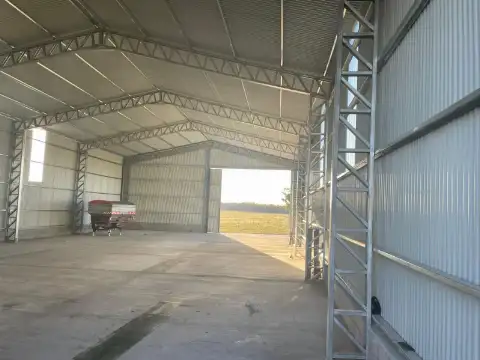 Galpón depósito y logístico