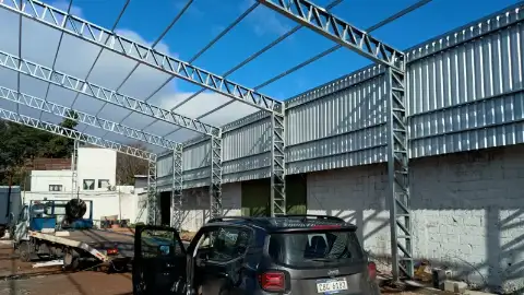 Galpón para taller mecánico y de oficios